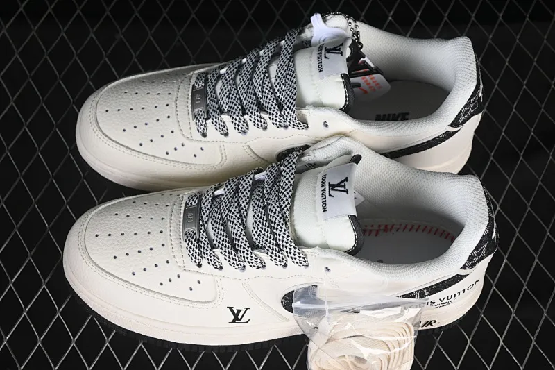 All categories Nk Air Force 1 Air Force series Nk Air Force 1 Low Air Force low-top Nike Air Force 1'07 Low LV joint black denim print Air Force 1 low-top casual sneakers SM6668-108